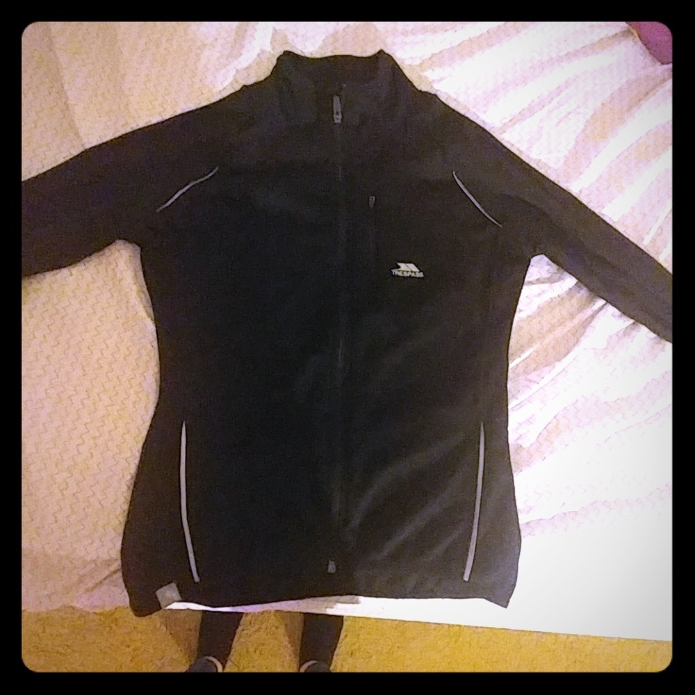 A running zip-up